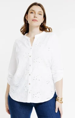 Chemise avec broderies anglaises