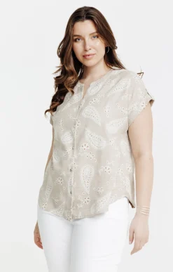 Chemise courte
