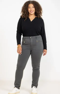 Pantalon style cargo