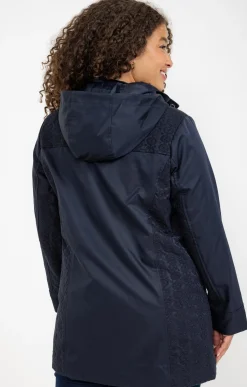 Parka légère avec broderies anglaises