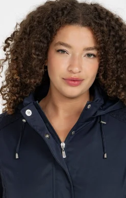Parka légère avec broderies anglaises