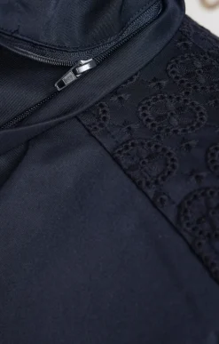 Parka légère avec broderies anglaises