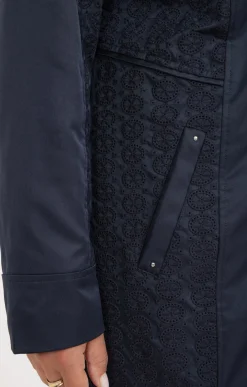 Parka légère avec broderies anglaises