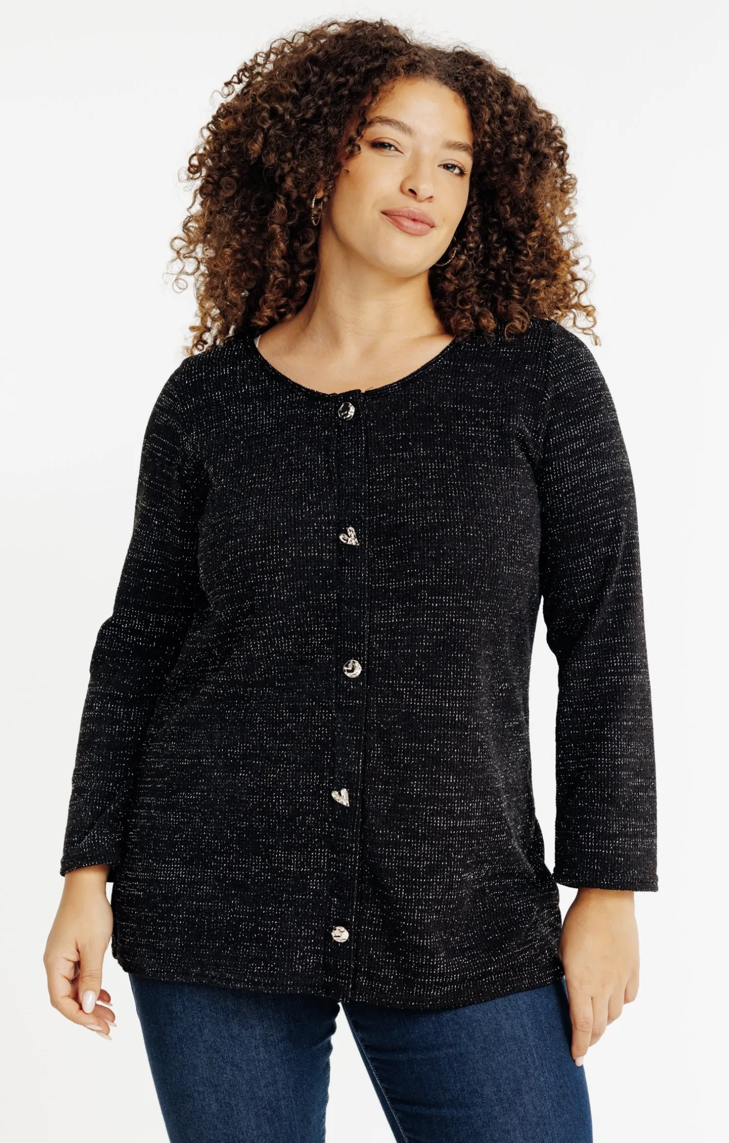 Pull avec bijoux fantaisies