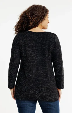 Pull avec bijoux fantaisies