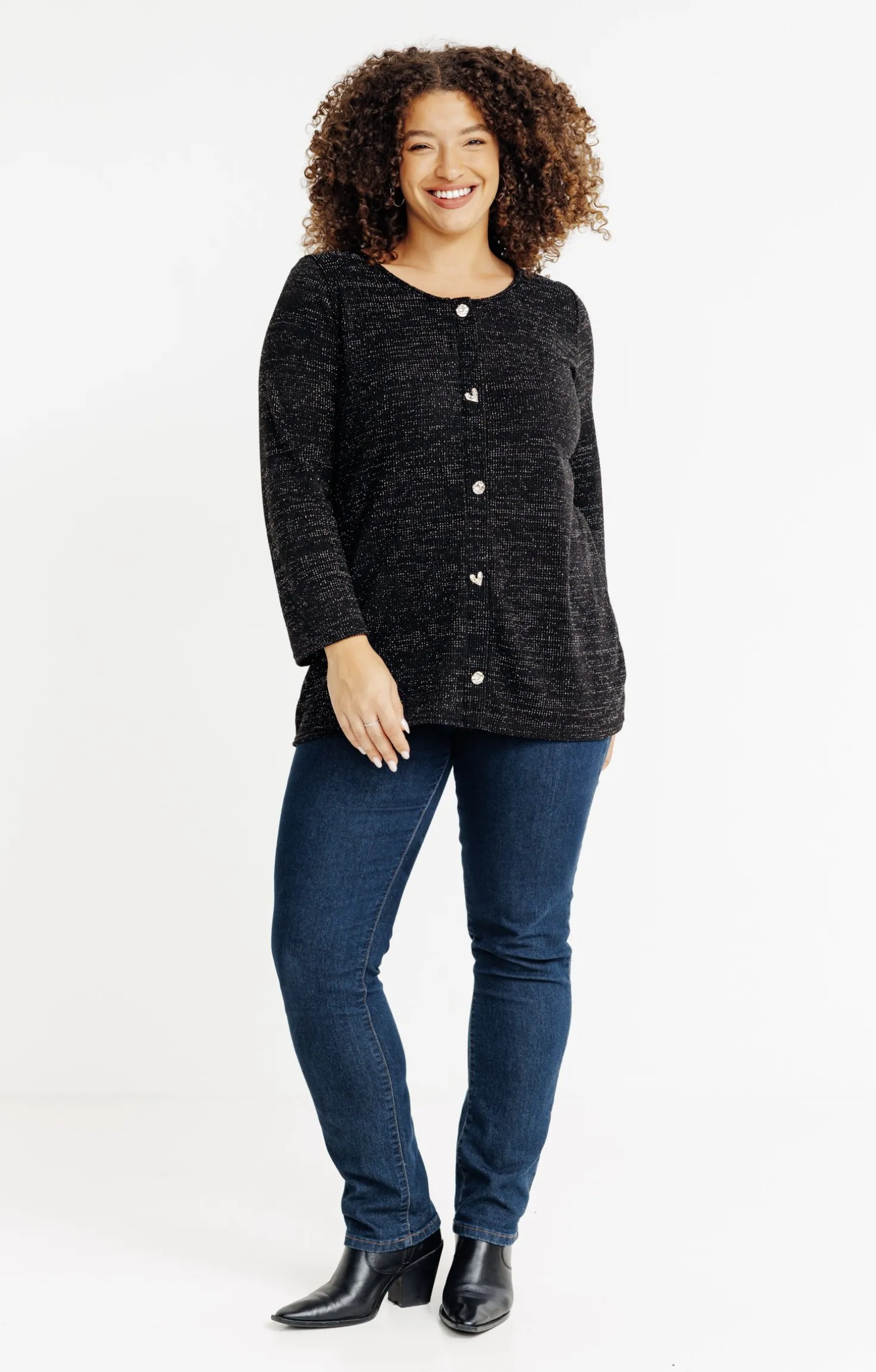 Pull avec bijoux fantaisies