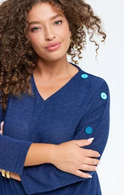 Pull avec boutons fantaisies