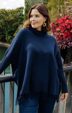 Pull poncho avec franges
