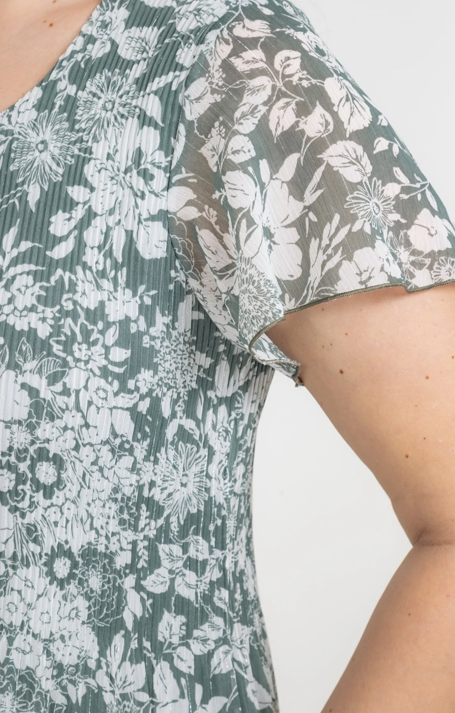 Robe plissée à fleurs