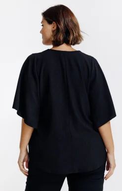Tee-shirt forme poncho