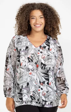 Tee-shirt imprimé avec collier