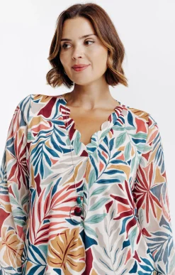 Tee-shirt imprimé avec collier