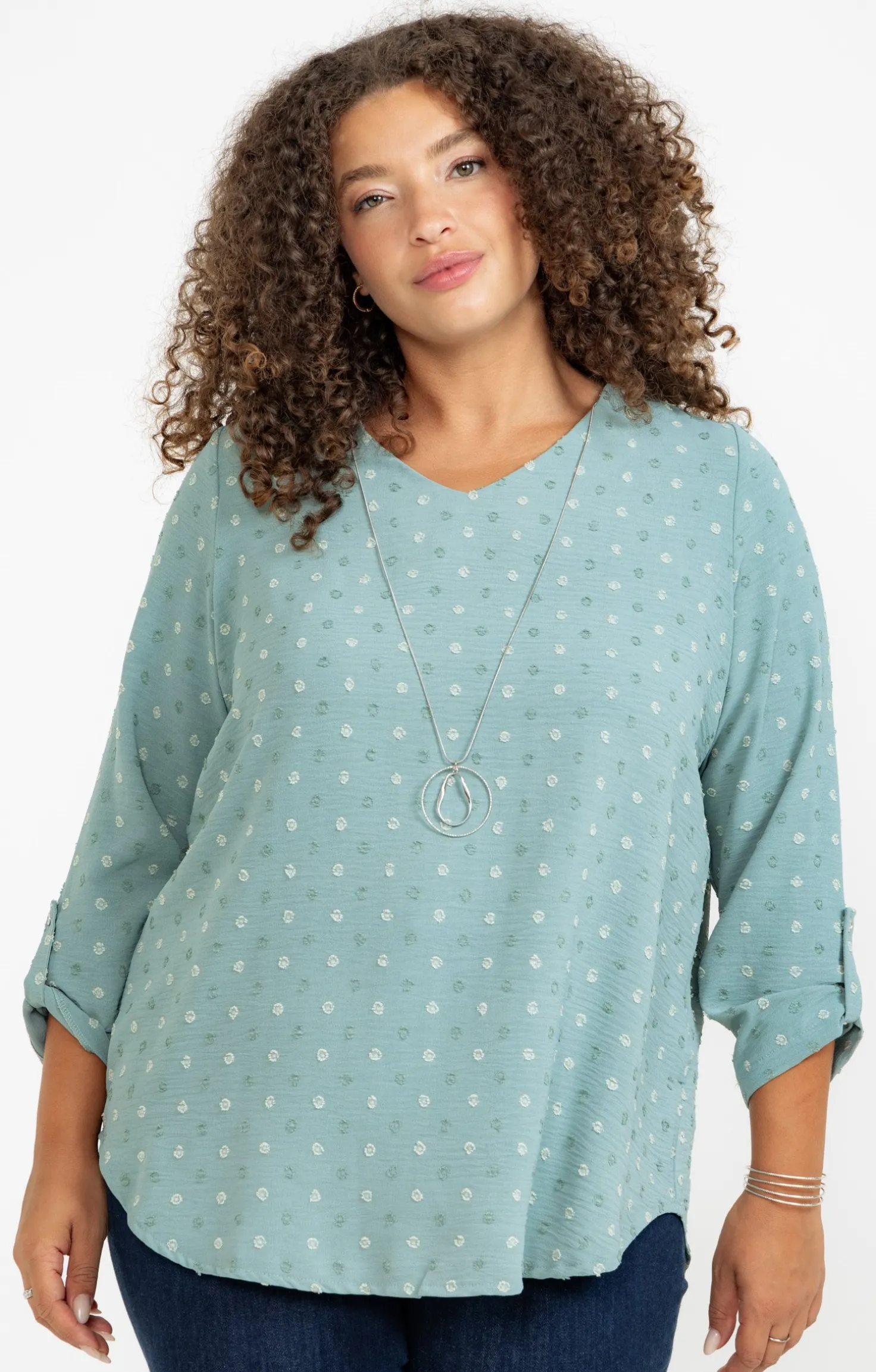 Tunique tissu fantaisie et collier