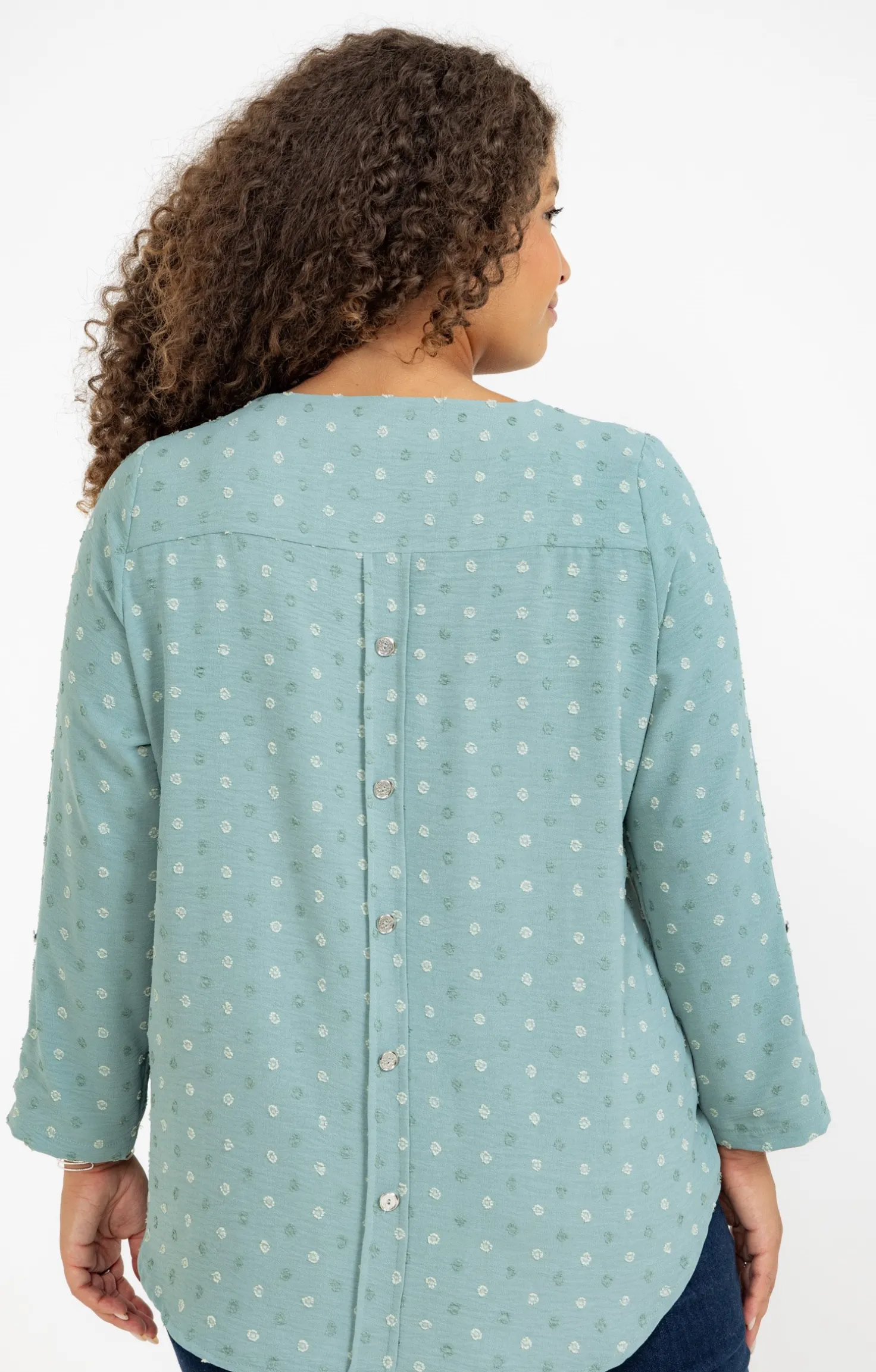 Tunique tissu fantaisie et collier