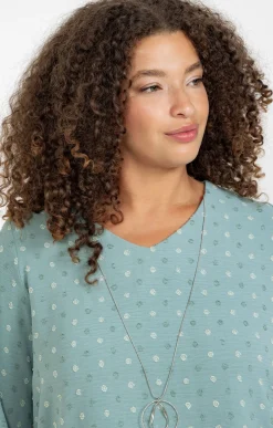 Tunique tissu fantaisie et collier