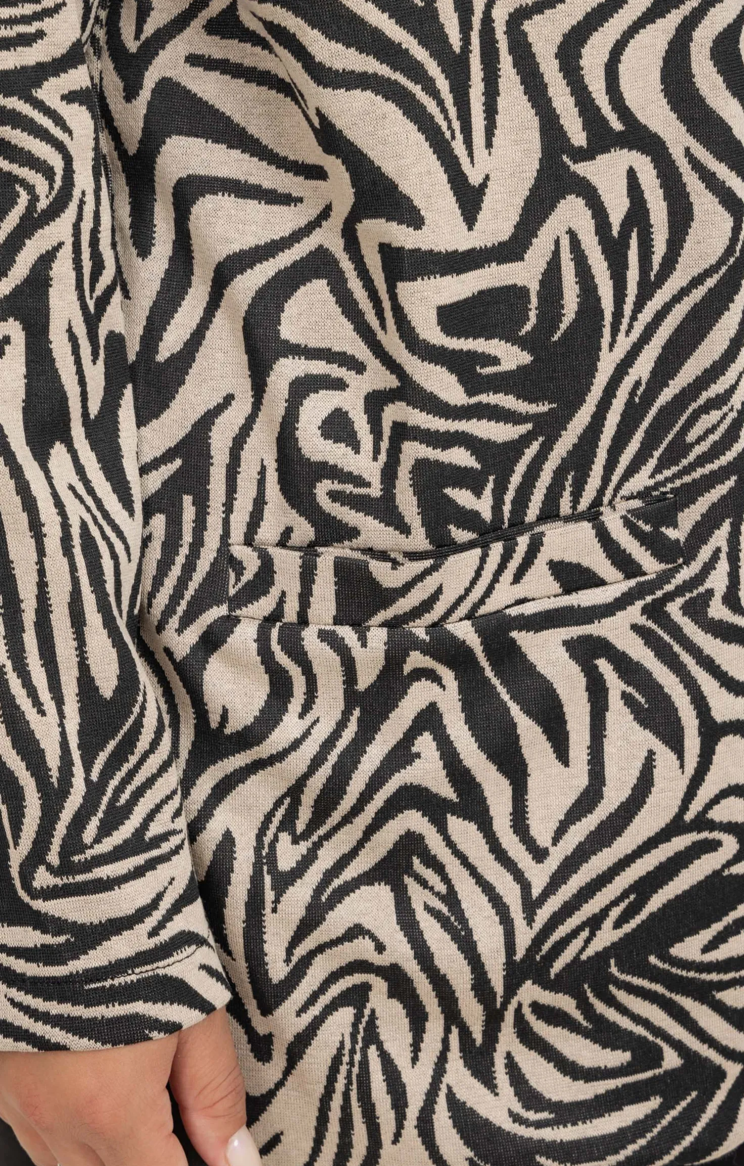 Veste de tailleur zébrée